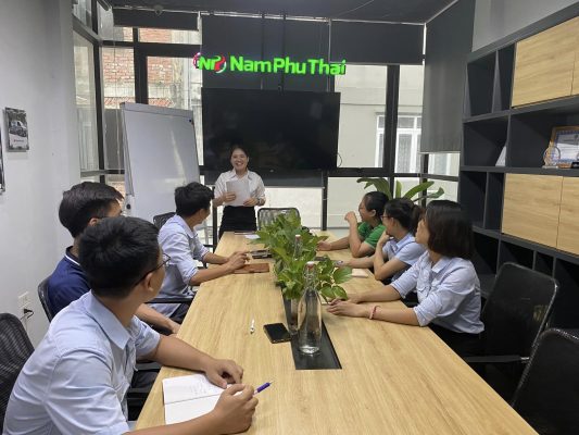 Kickoff chương trình học ngoại ngữ hướng chuẩn quốc tế